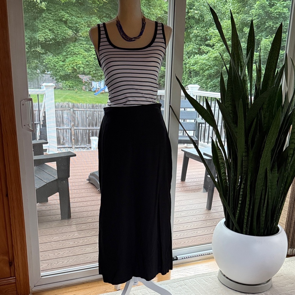 Black Linen Blend Maxi Skirt - Picture 1 of 2